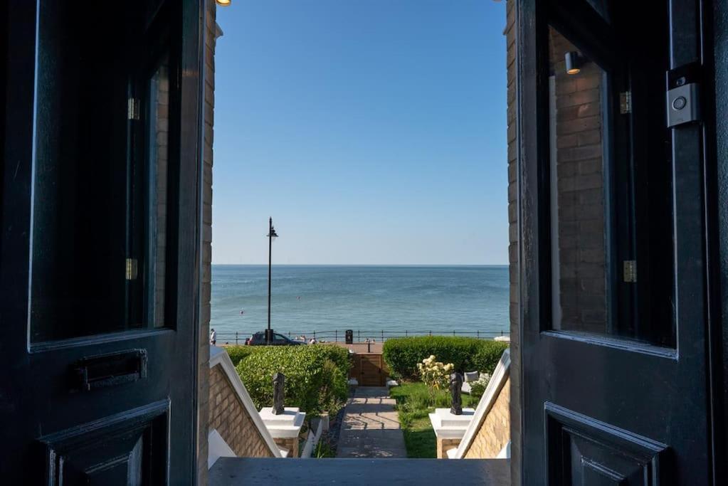 Beachfront Luxury Home With Spectacular Sea Views Herne Bay Zewnętrze zdjęcie